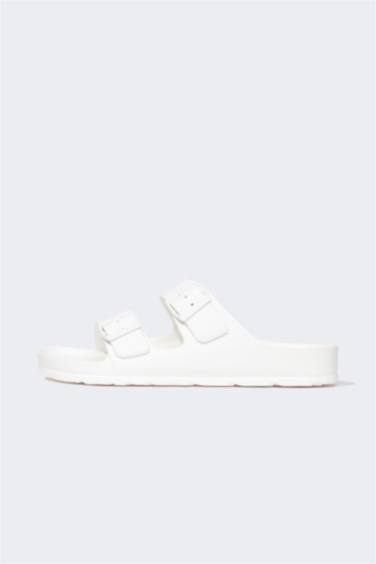 Шлепанцы с двойным ремешком на плоской подошве