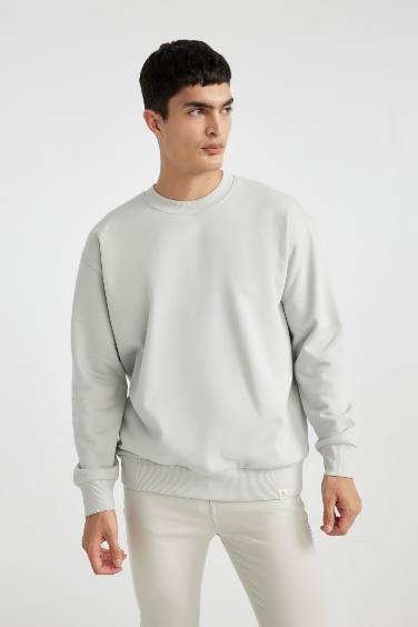 Oversize Fit Bisiklet Yaka Basic Sweatshirt