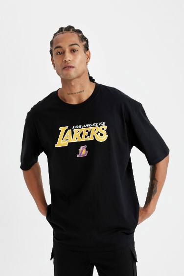 DeFactoFit NBA Los Angeles Lakers Oversize Geniş Kalıp Bisiklet Yaka Baskılı Kısa Kollu Tişört