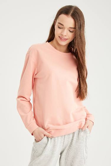 Long-Sleeved Regular Fit Knitted Top