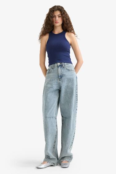 Slim Fit Camisole Halter Collar Tank Top