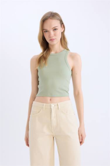 تانك توب مضلع سليم فيت بياقة هالتر