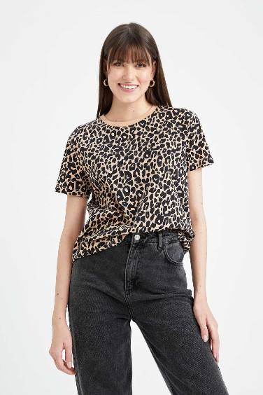 Regular Fit Crew Neck Leopard Patterned Short Sleeve T-Shirt