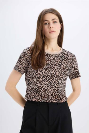 Long Fit Crew Neck Slogan Printed Short Sleeve T-Shirt