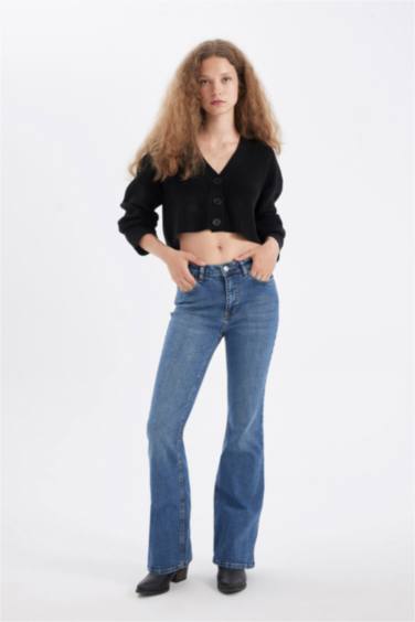 Regular Fit V Yaka Basic Düz Düğmeli Triko Hırka