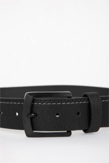 حزام رجالي جلد صناعي بمشبك مربع أسود