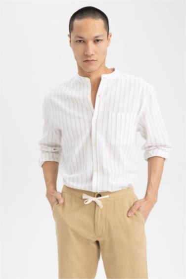 Chemise À Manches Longues Et Col Montant De Coupe Moderne