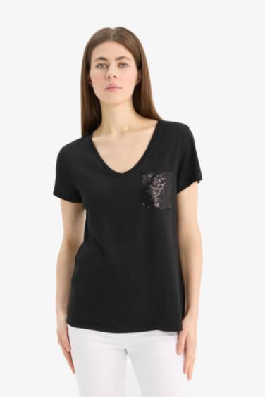 Regular Fit V-Neck Short Sleeve T-Shirt