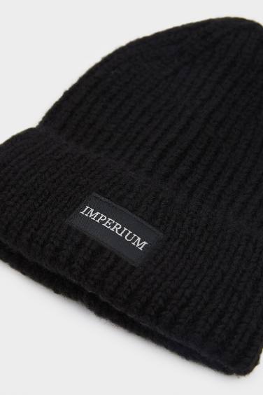 Erkek Dokuma Etiketli Bere