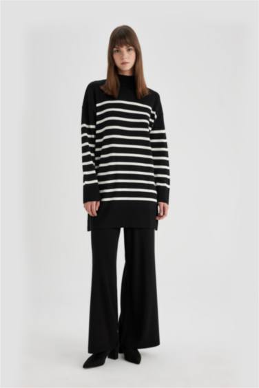 Relax Fit Striped Turtleneck Pullover Tunic