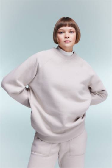 Oversize Geniş Kalıp Bisiklet Yaka Kalın Basic Düz Sweatshirt