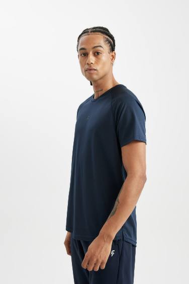 T-Shirt Slim Bleu marine imprimé à Col rond de DeFacto Fit