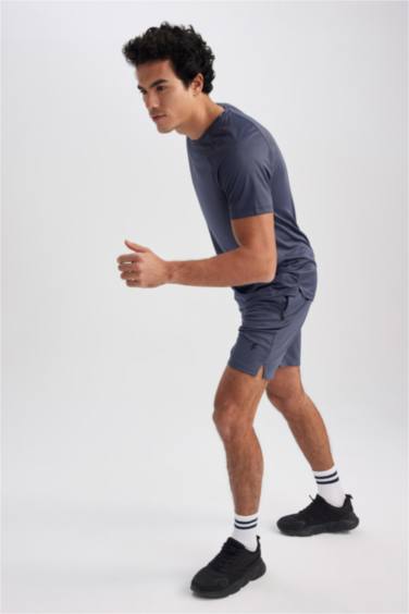 شورت رياضي سليم فيت