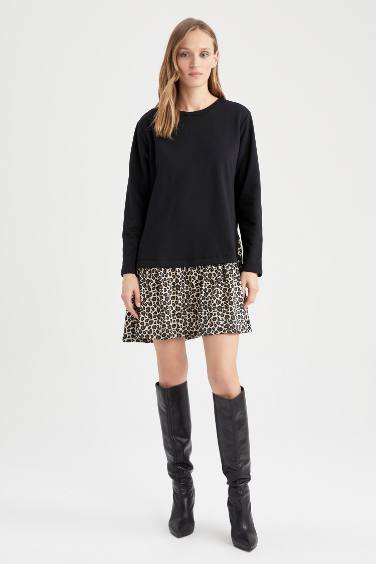 Patterned Flounce Skirt Detail Sweat Dress