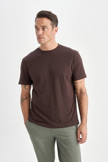 New Regular Fit Crew Neck Basic T-Shirt