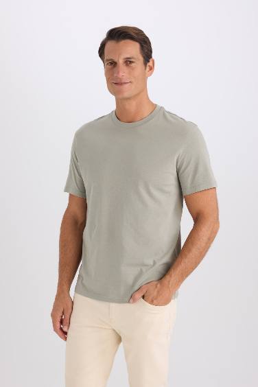 New Regular Fit Crew Neck Basic T-Shirt