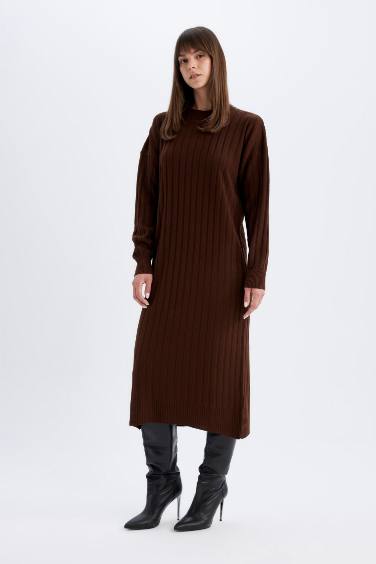 Regular Fit Half Turtleneck Basic Maxi Dress