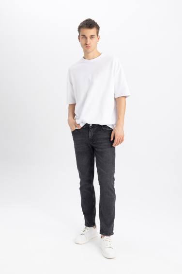 بنطلون جينز بيدرو سليم فيت برجل ضيق وخصر عادي