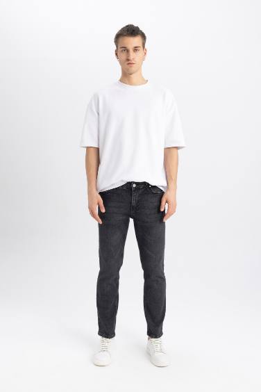 بنطلون جينز بيدرو سليم فيت برجل ضيق وخصر عادي