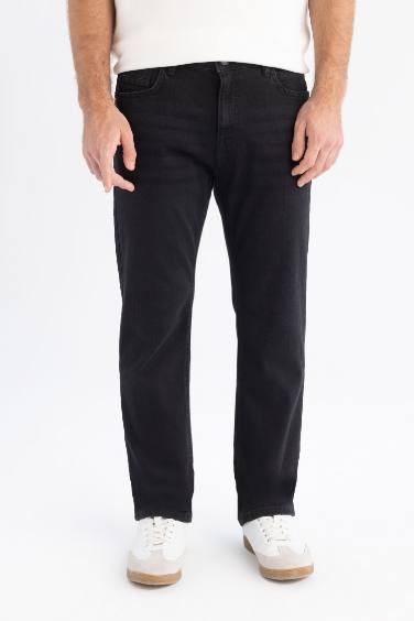 Pantalon Jean Sergio à taille normale et jambes droites coupe régulière