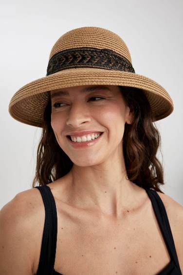 Woman Embroidered Straw Hat