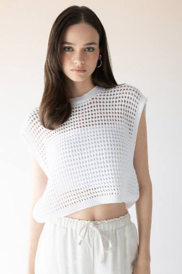 Knit Patterned Cotton Crochet Crop Vest