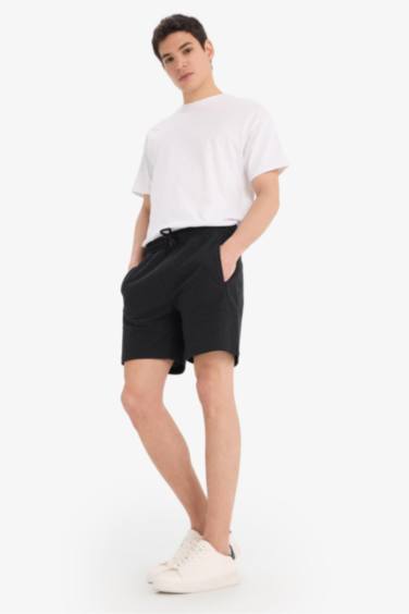 Slim Fit Super Skinny Hem Shorts