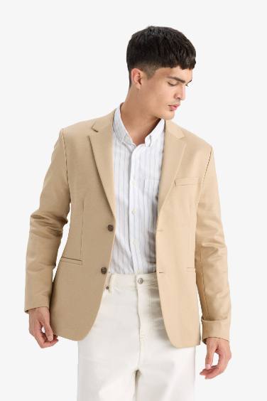 Блейзер приталенного кроя