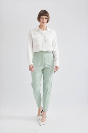 Брюки приталенного кроя с высокой талией