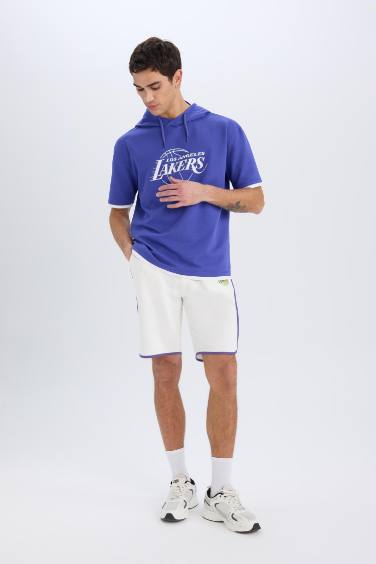 Шорты от DeFactoFit NBA Los Angeles Lakers со стандартной посадкой и короче длиной