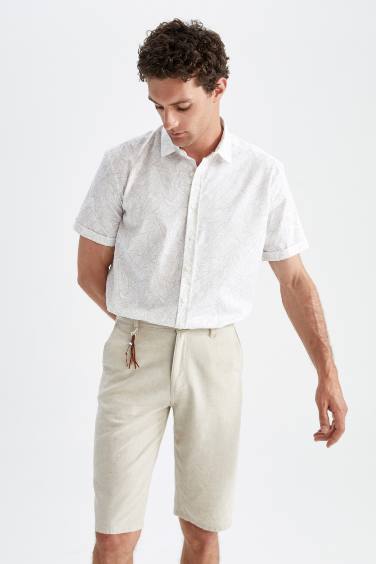 Chemise à manches courtes et à coupe régulière