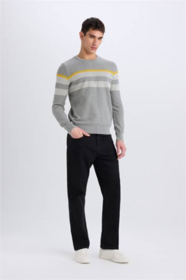 Standard Fit Crew Neck Knitwear Pullover