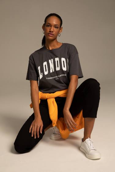 Oversized Short Sleeve City Printed T-Shirt
