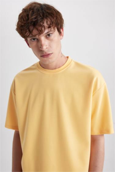 Oversize Fit Crew Neck Short Sleeve T-Shirt