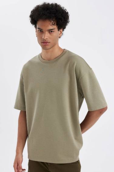 Oversize Fit Crew Neck Heavy Fabric Basic T-Shirt