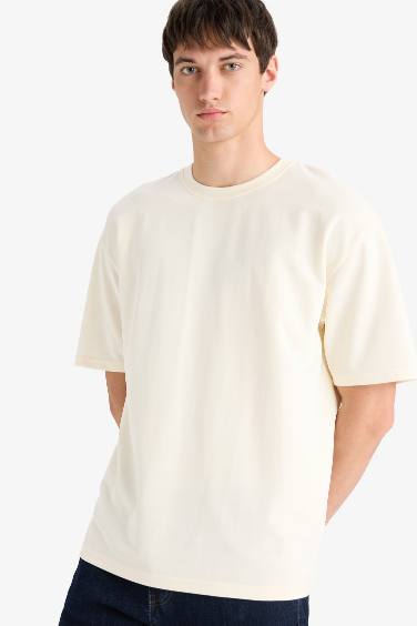 Oversize Fit Crew Neck Short Sleeve T-Shirt