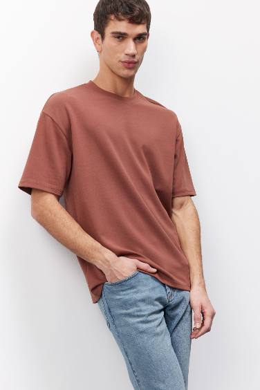 Oversize Fit Crew Neck T-Shirt