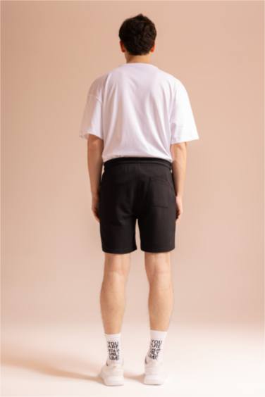 شورت سليم فيت بجيب فليتو