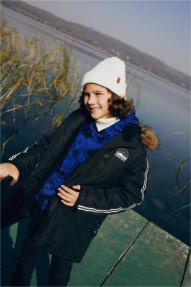 Kapüşonlu Pelüş Astar Parka Erkek Çocuk