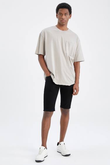 Skinny Fit Bermuda Shorts