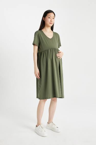 Robe de Maternité courte à coupe régulière