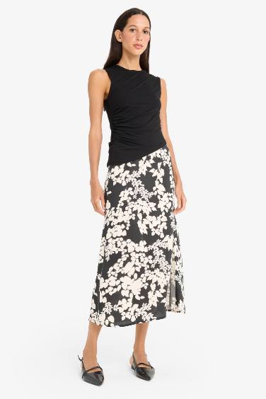 A Cut Patterned Regular Waist Midi Skirt