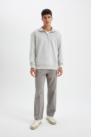 سويت شيرت بيزك قصة مريحة بياقة عالية