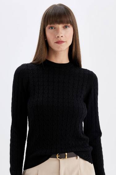 Regular Fit Crew Neck Knitted Buttoned Black Knitted Pullover