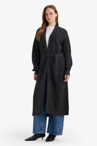 سترة قصة عادية بياقة V