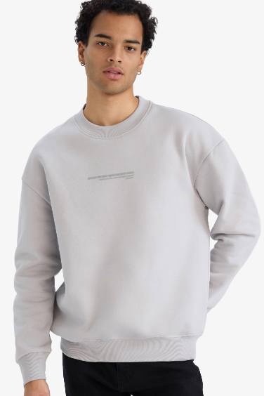 Boxy Fit Printed Long Sleeve Sweatshirt