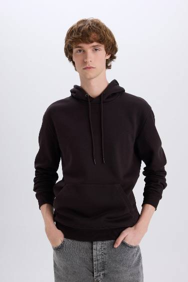 سويت شيرت بيزك قصة عادية بغطاء للرأس بجيب