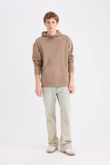 سويت شيرت بيزك قصة عادية بكابيشون بجيب