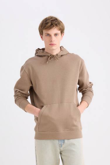 سويت شيرت بيزك قصة عادية بكابيشون بجيب