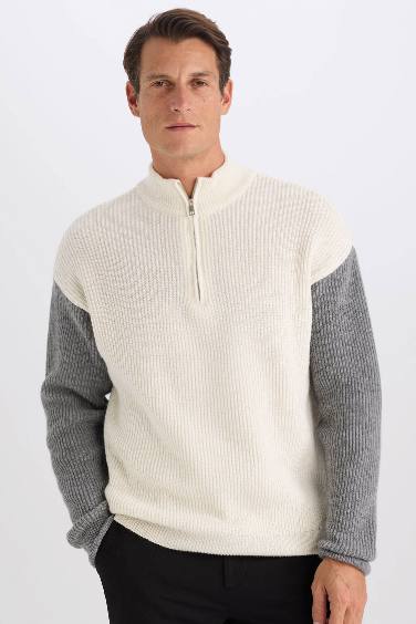 Relax Fit Turtleneck Knitwear Pullover